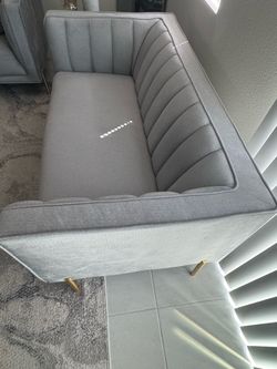 Bella sofa and love seat