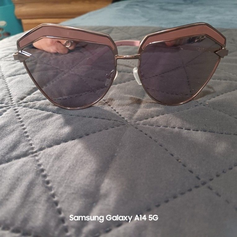 Karen Walker Sun Glasses 🕶