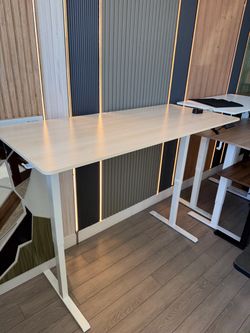 63” Electric Standing Desk Light Wood White Frame