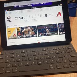 iPad 7th generation With Apple Keyboard