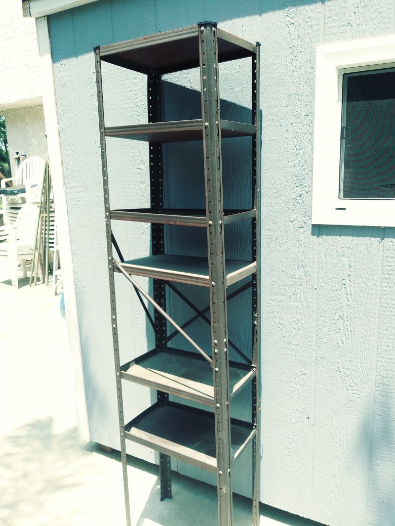 Metal shelving rack