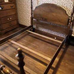 Antique 4 Post Bed Full Double 