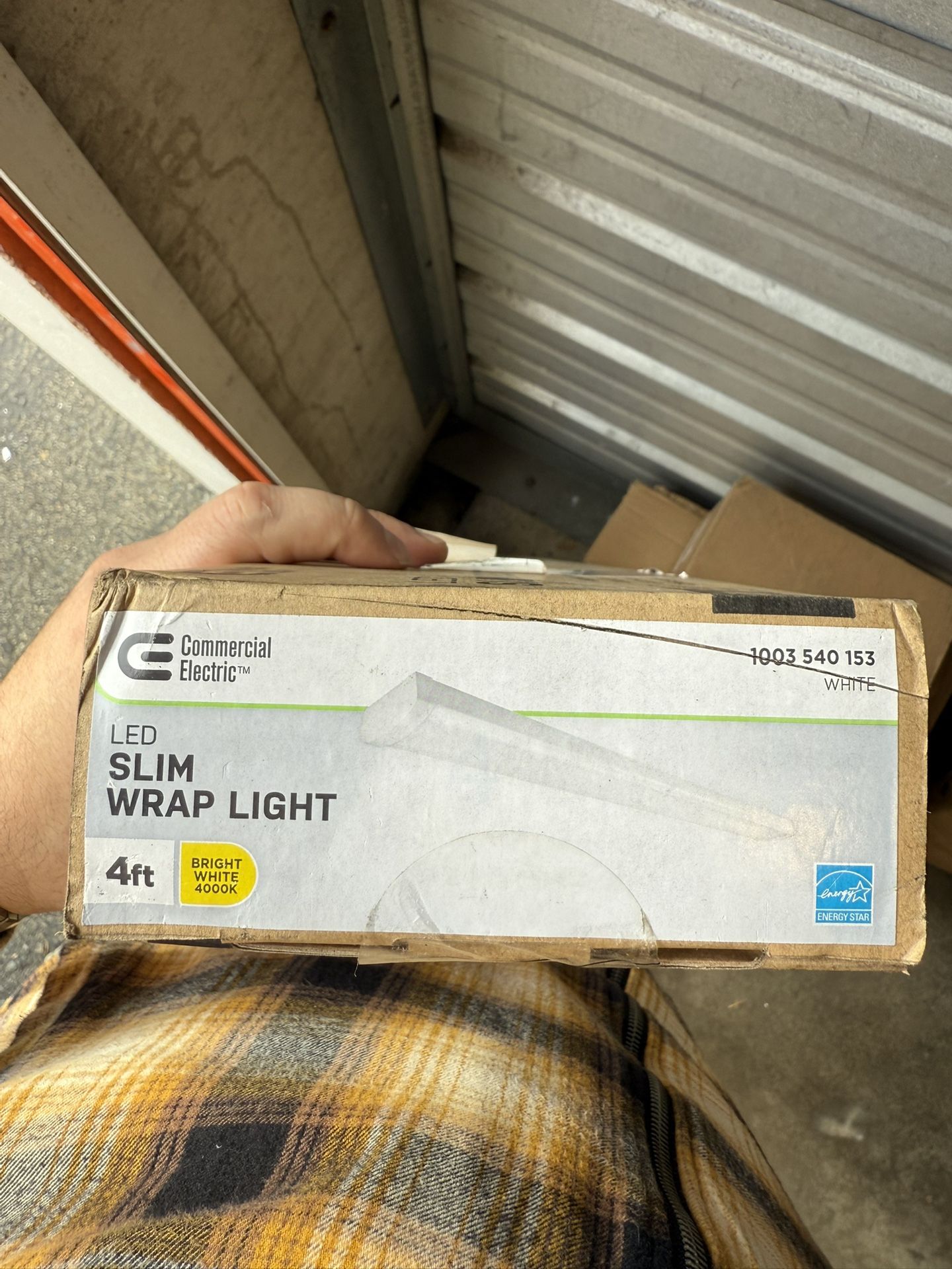 48 in. 4000 Lumens Integrated LED White Wraparound Light 4000K Bright White