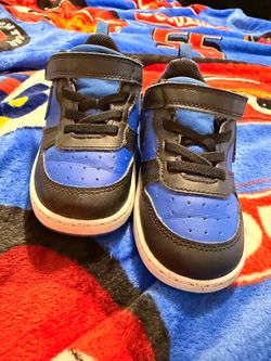 Toddler Blue and Black Low-Top Sneakers