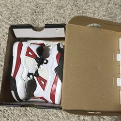 Jordan 4 Fire Red 8Y – Great Condition