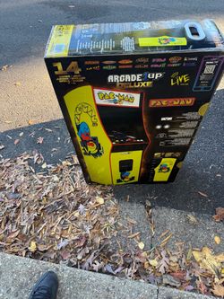 Arcade1Up Pac-Man Deluxe Arcade Cabinet