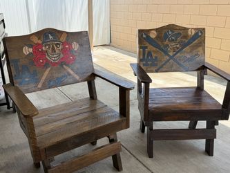 2 big chairs