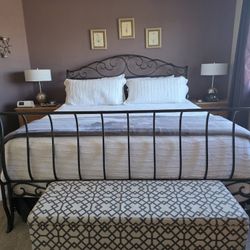 King Wrought Iron Sleigh Bed