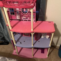 Little Kids Doll House