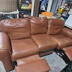 Beautiful Real Italian Leather recliner sofa