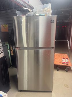 Refrigerator