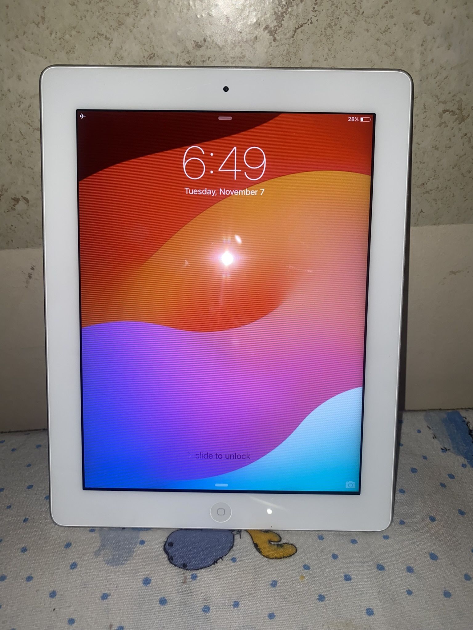 iPad Gen 2 Wi-Fi 16GB