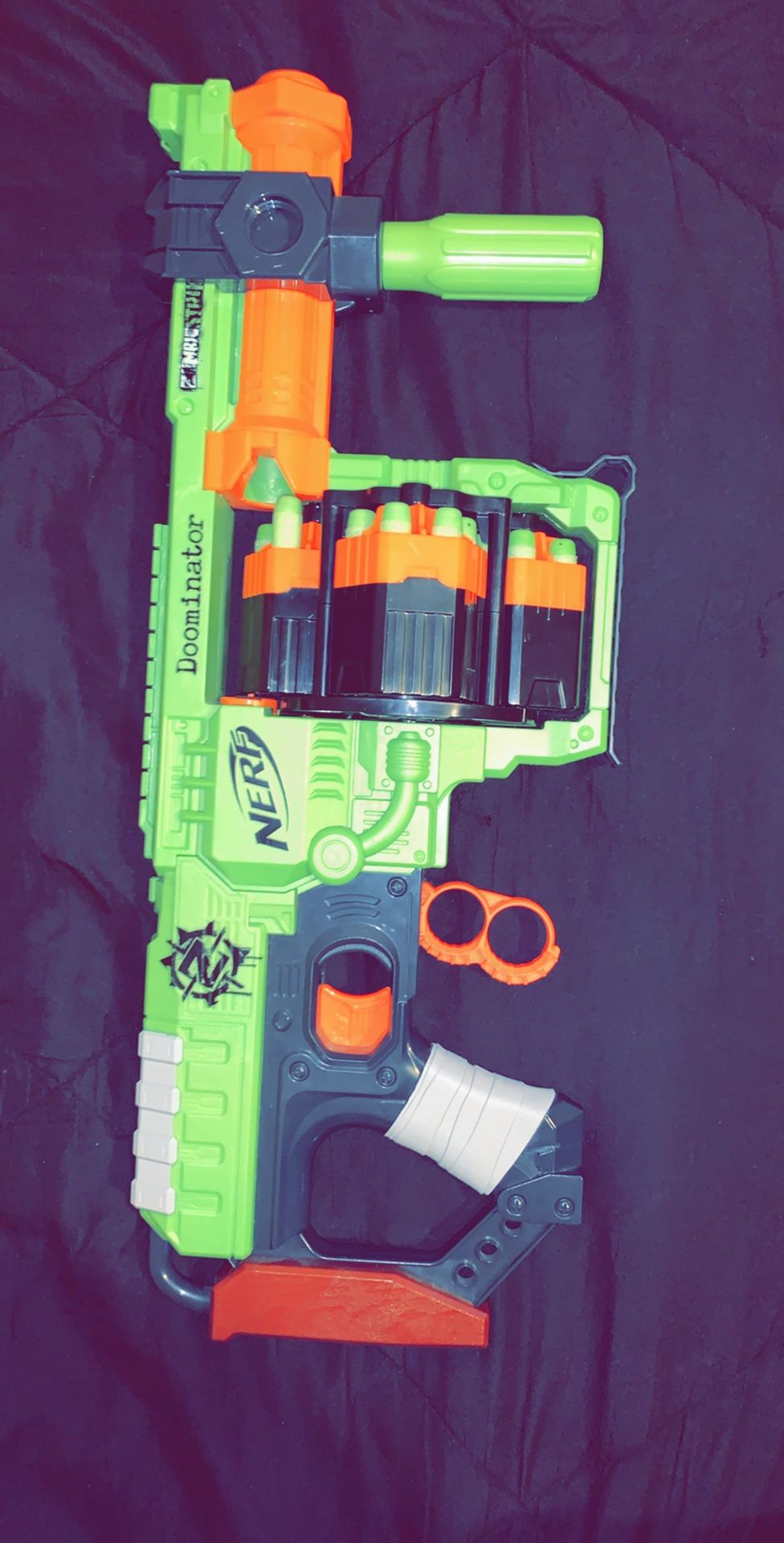 Nerf gun with extra bullets