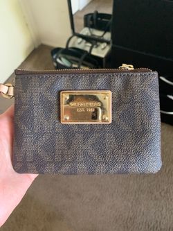 Michael Kors wrislet