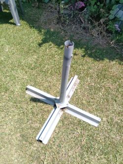 Patio umbrella stand