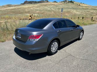 Accord 4 cylinder gas saver clean title honda - trade