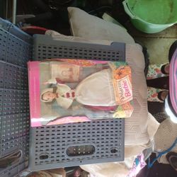 Special Edition Pilgrim Barbie Fron 1994
