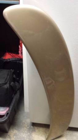 Saturn L200 L300 Factory Spoiler