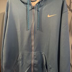 Nike Dri Fit Sweatshirt New