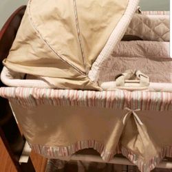 Contours Classique 3 in 1 Bassinet / Changing Table