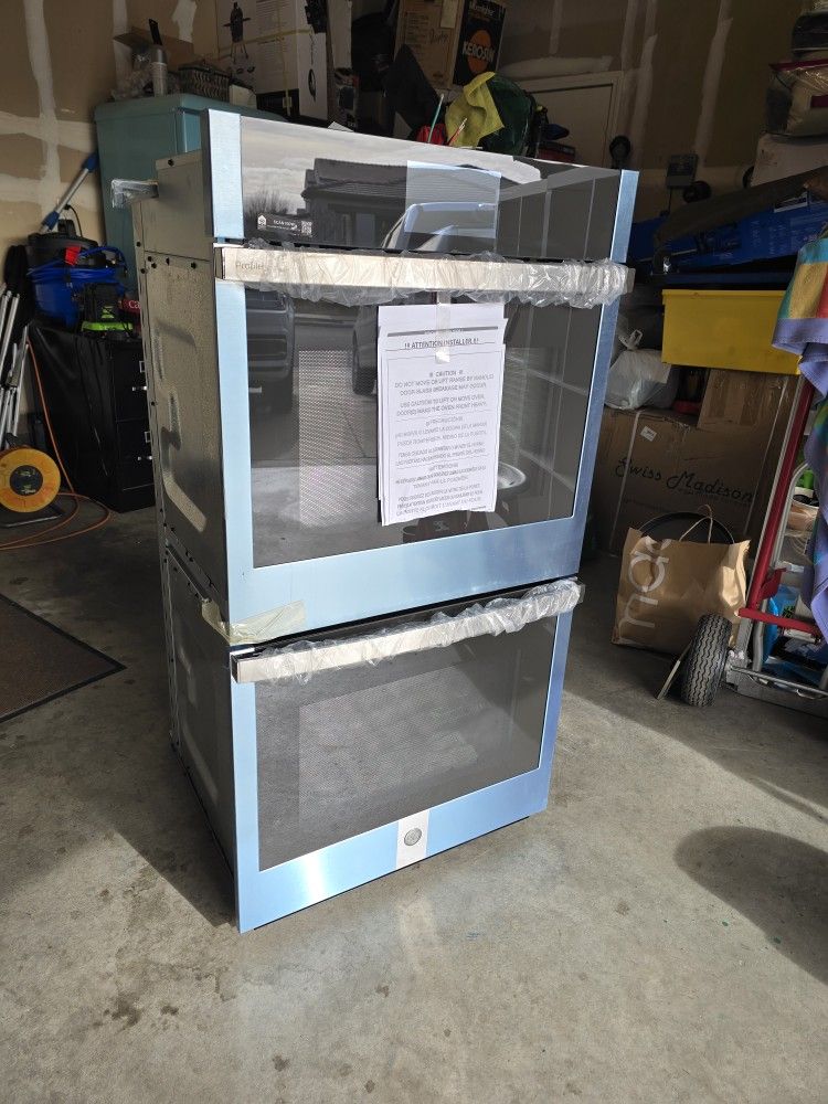 GE Profile 27-in Smart Double Electric Wall Oven