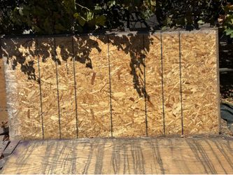 Oriented Strand Board (Common: 19/32 in. x 4 ft. x 8 ft.; Actual: 0.578 in. x 47.75 in. x 95.75 in.).