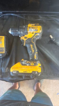 20 V drill, DeWalt