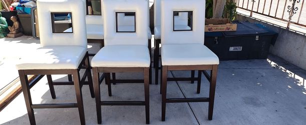 Set of 6 Bar/or High Table Stools.