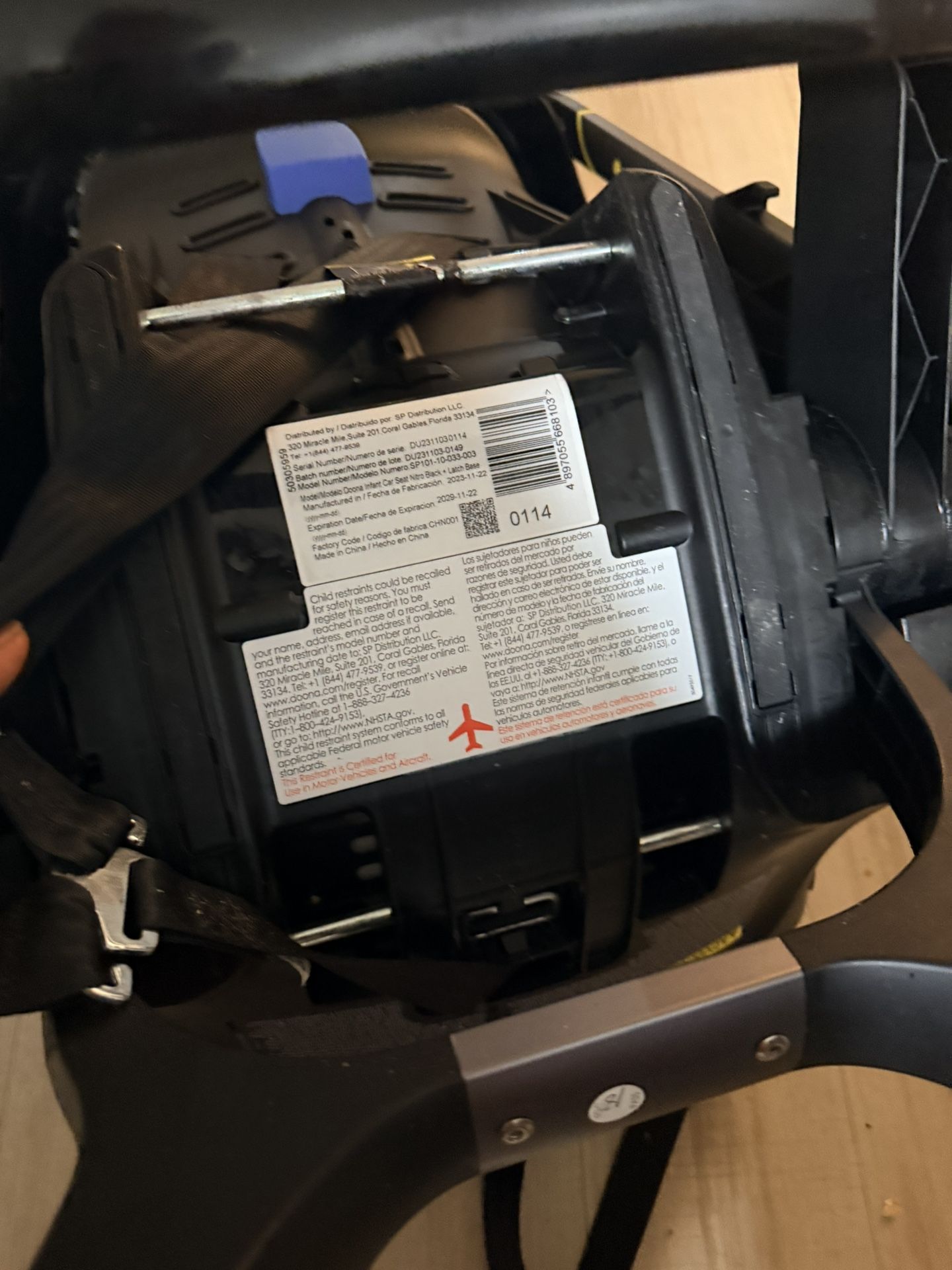 Doona Stroller / Car Seat 