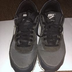 AirMax’s 10.5