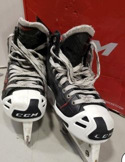 CCM RBZ 80 Ice Hockey Goalie Skates Men's Size 6.5