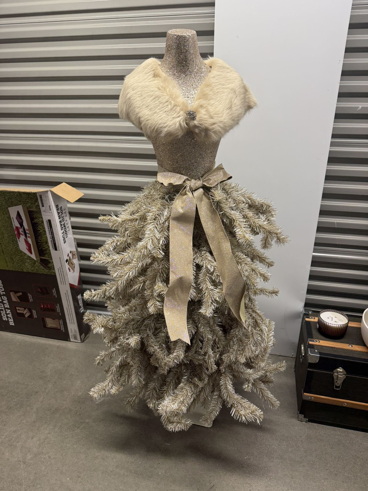 Christmas Mannequin Tree