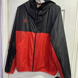 Nike ACG Lightweight Full Zip Nylon Jacket Emboridered Black Red Mens 