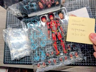 Mafex The Flash Zack Snyder's Justice League Ver
Pre-owned, Complete and the stands sealed