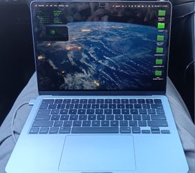 Flawless Apple MacBook Air 13" M4 (2025) - 16GB RAM / 256GB SSD - Sky Blue