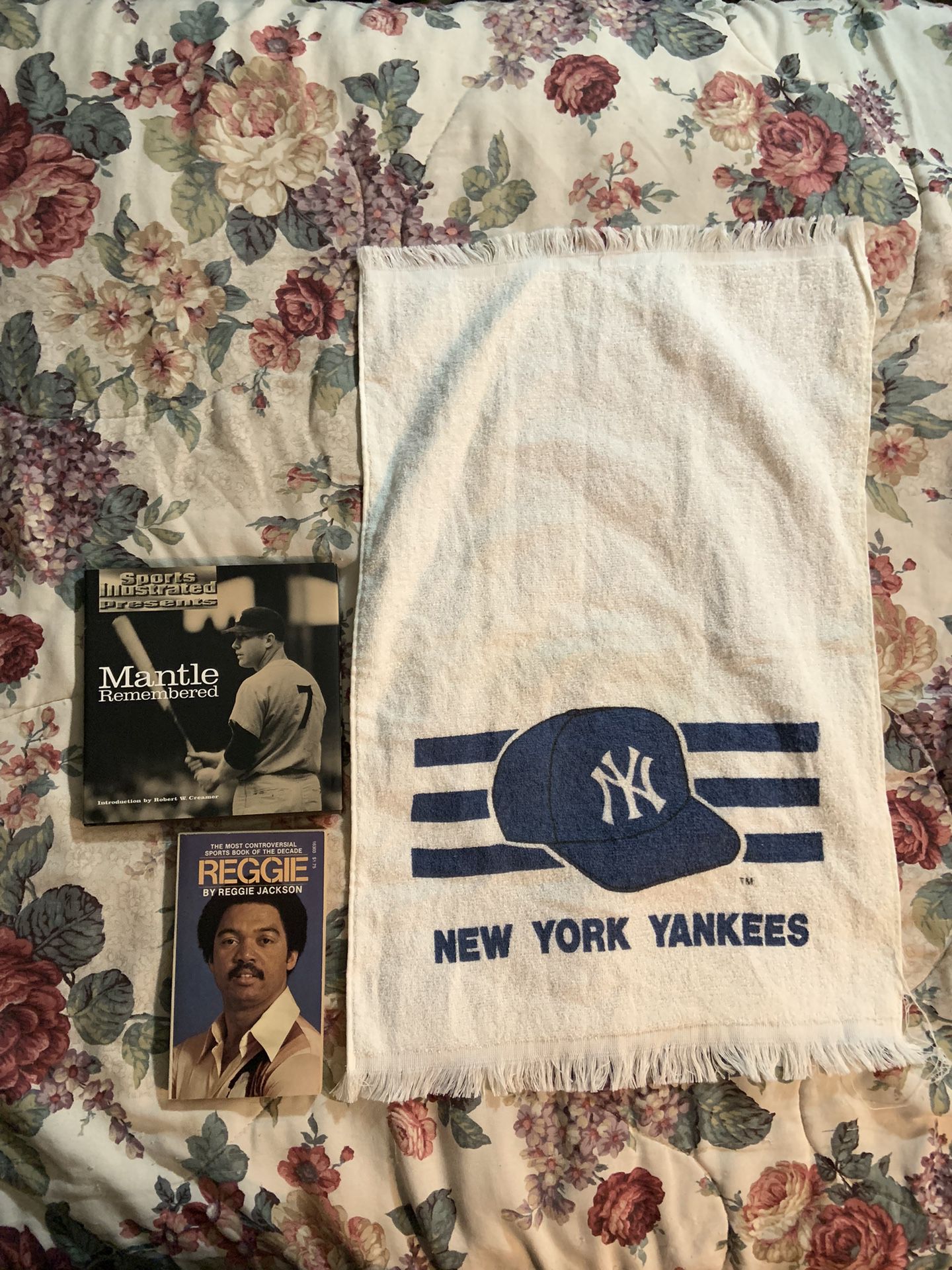 Yankee Baseball Gifts . 90s Towel And Books 