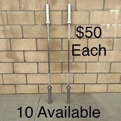 5ft Olympic Barbell for Strength Training, 2 Inch Bar for Squats, Curls, Deadlifts, Presses, Hip Thrusts