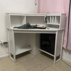 OBO Corner Desk 