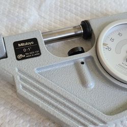 Mitutoyo Dial Snap Meter