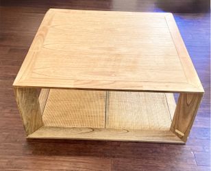 Tommy Hilfiger Coffe Table