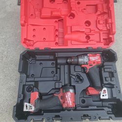 Milwaukee M18 FUEL DRILLS 