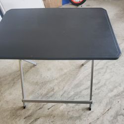 Foldable Table like new $40