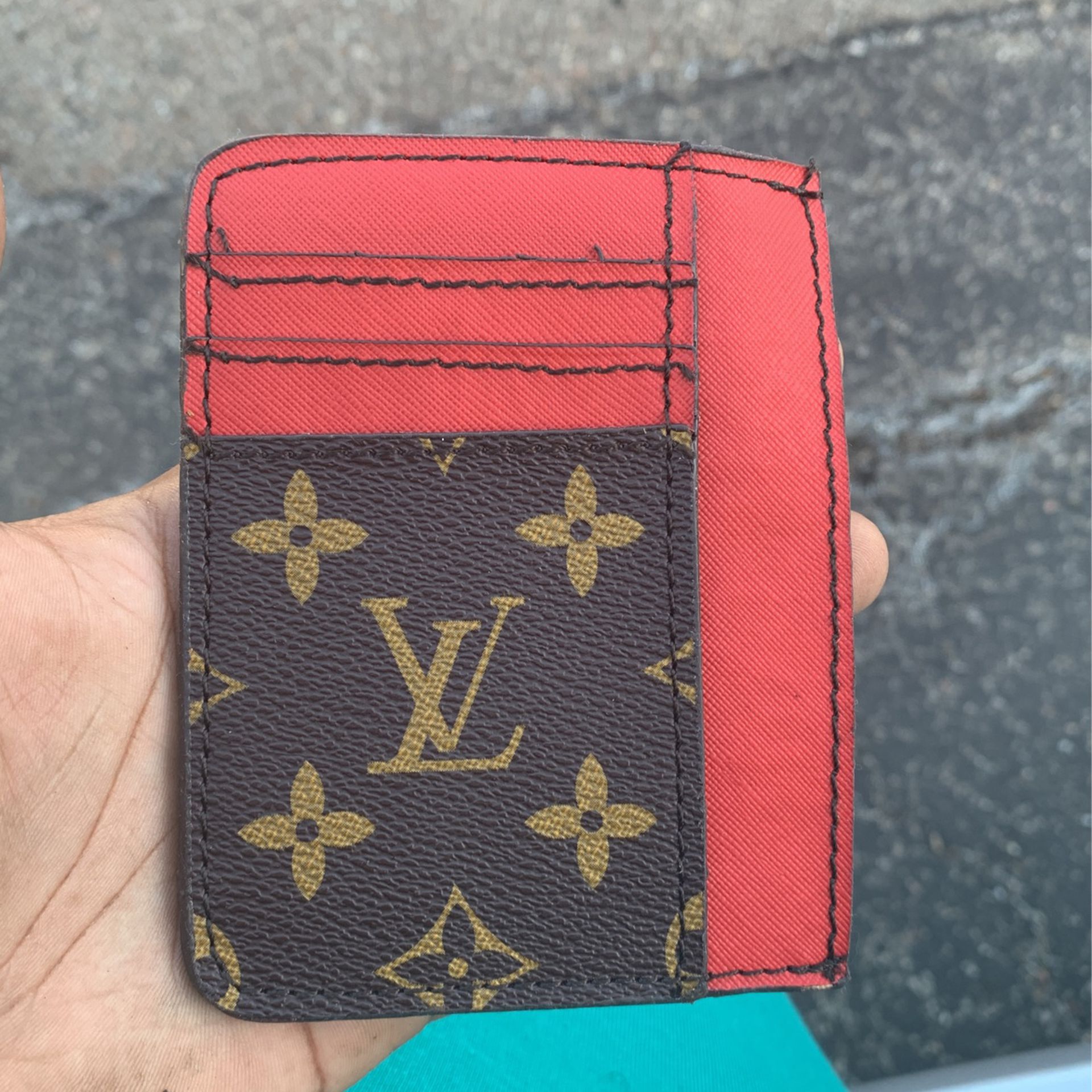 Louis Vuitton Lv Card Holder, Monogram, Reverse for Sale in Trenton, NJ -  OfferUp