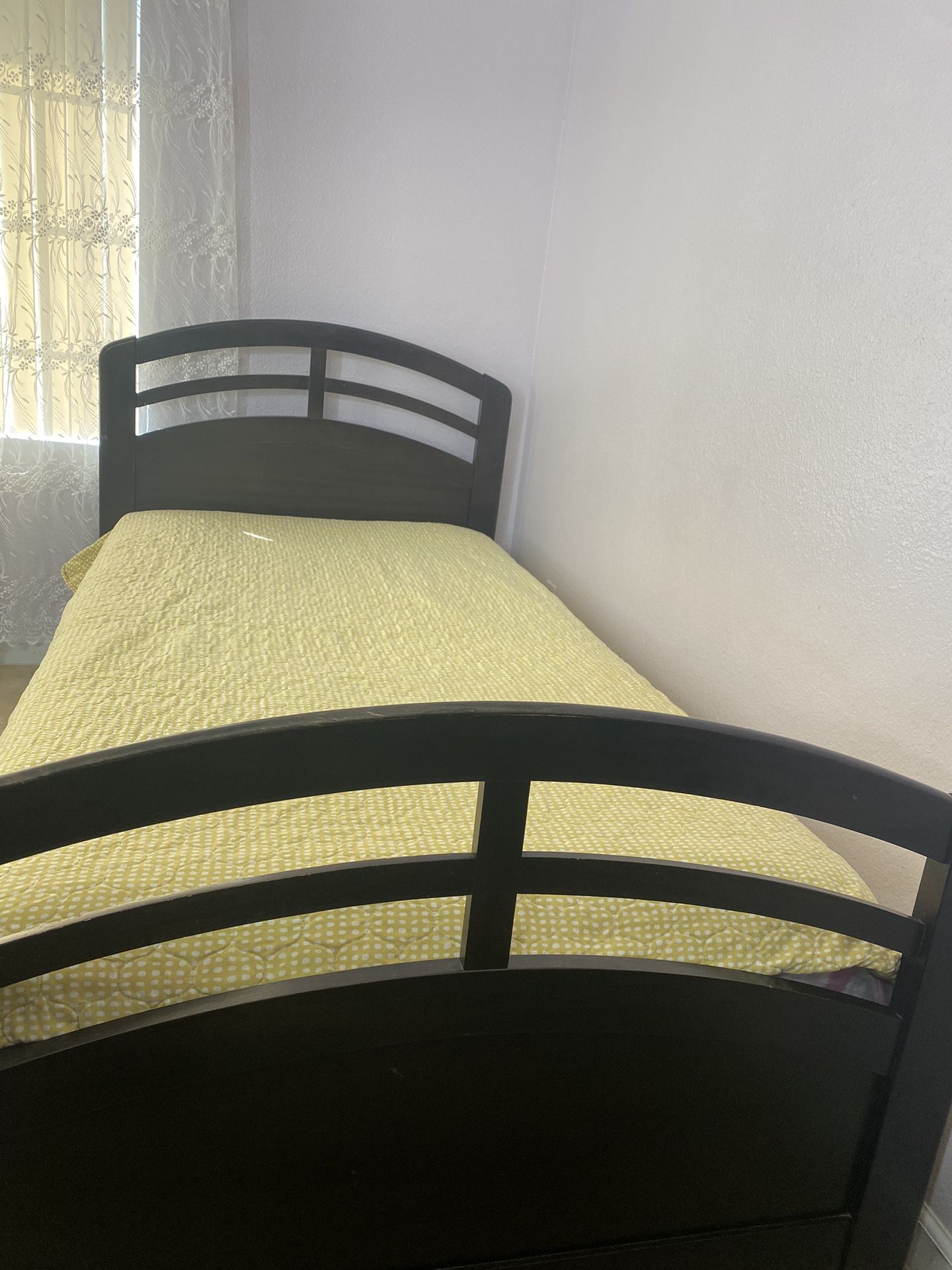 Twin Size Bed