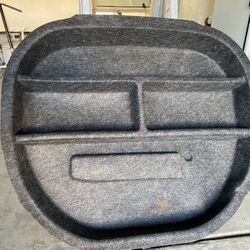 REAR SPARE TIRE COMPARTMENT
