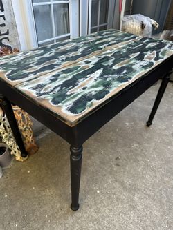 Rustic Camo Dining Table