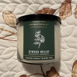 Bath & Body Works Stress Relief Scented Candle
