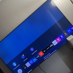 70 Inch Samsung Tv with Mount 