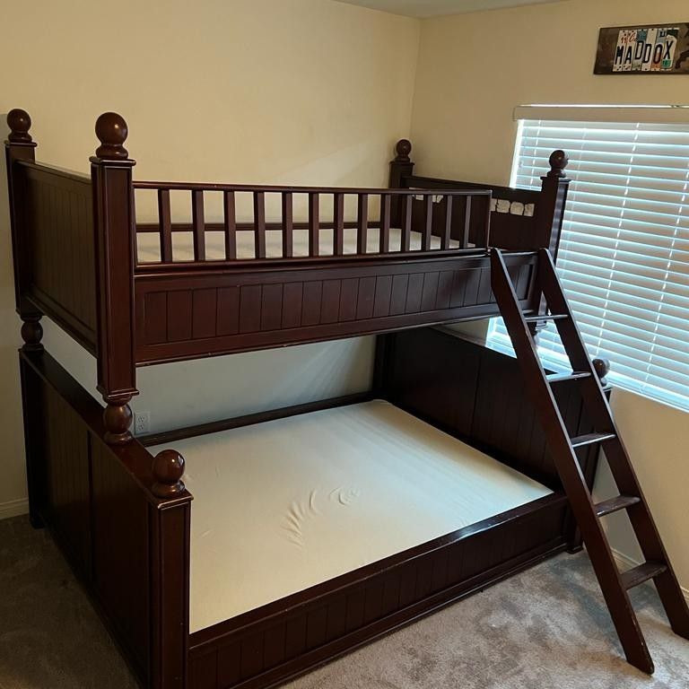 *LUXURY* POTTERY BARN BUNK BED