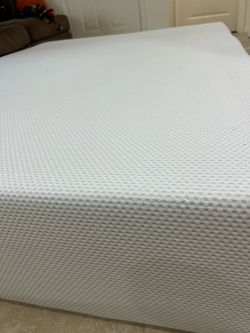 12” memory foam queen